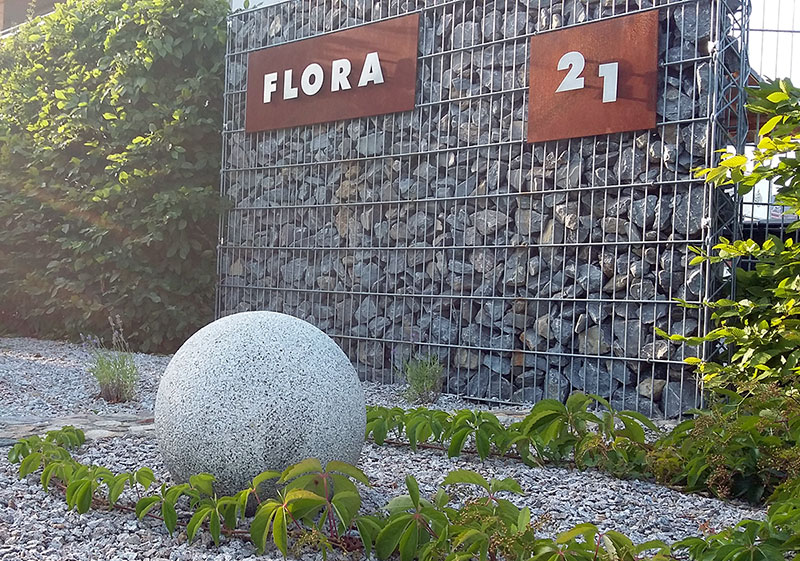 Foto des Vorgartens von Flora Garten- u. Landschaftsbau aus Auggen, Südbaden